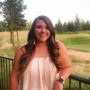 Meet your Posher, Carly